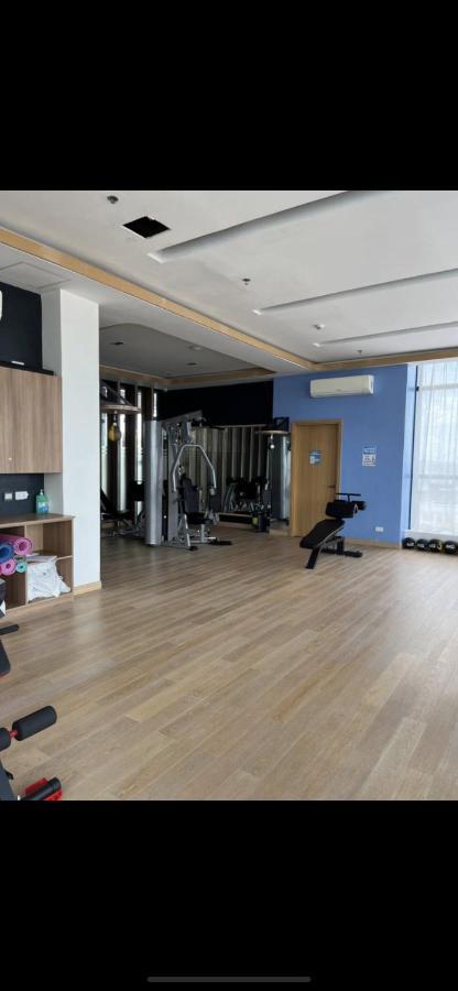 Walking Street Condo Beautiful 1 King Bedroom Angeles Bagian luar foto