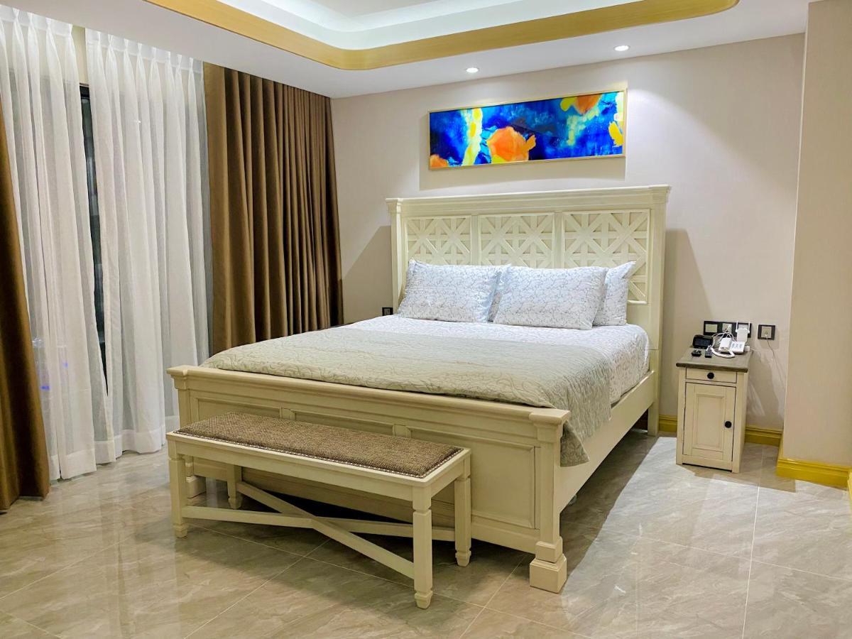 Walking Street Condo Beautiful 1 King Bedroom Angeles Bagian luar foto