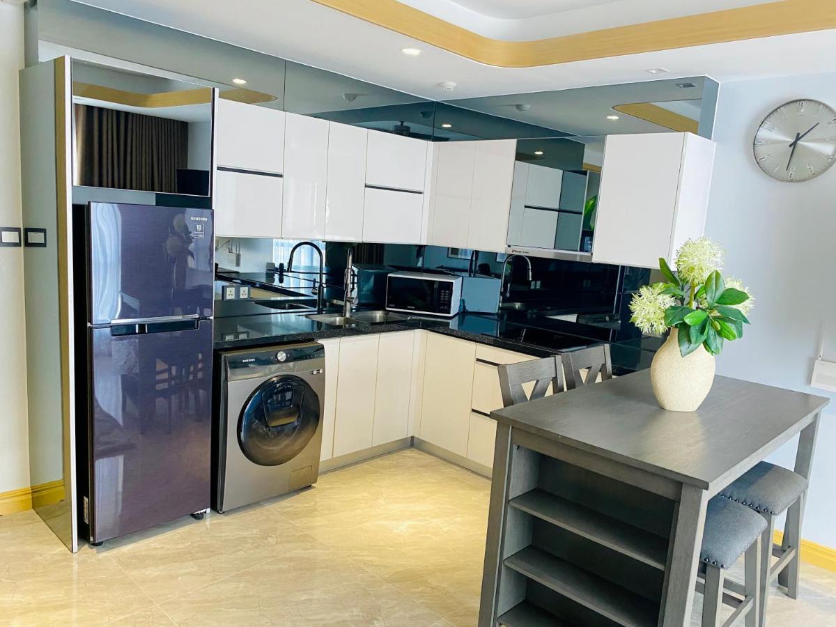 Walking Street Condo Beautiful 1 King Bedroom Angeles Bagian luar foto