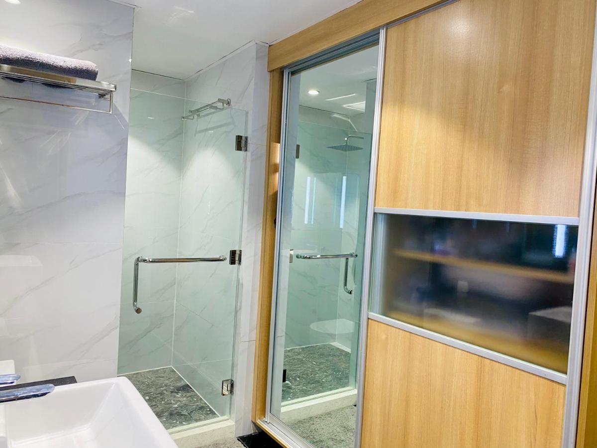 Walking Street Condo Beautiful 1 King Bedroom Angeles Bagian luar foto
