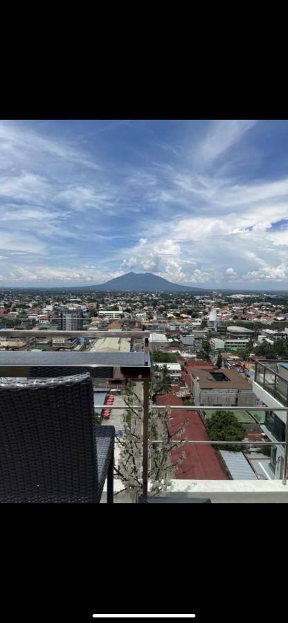 Walking Street Condo Beautiful 1 King Bedroom Angeles Bagian luar foto