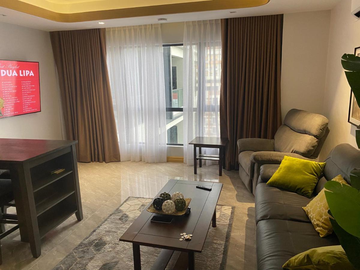 Walking Street Condo Beautiful 1 King Bedroom Angeles Bagian luar foto