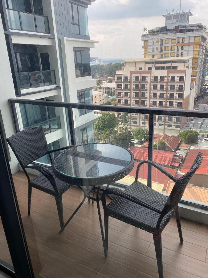 Walking Street Condo Beautiful 1 King Bedroom Angeles Bagian luar foto