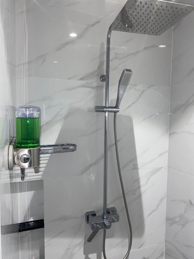 Walking Street Condo Beautiful 1 King Bedroom Angeles Bagian luar foto